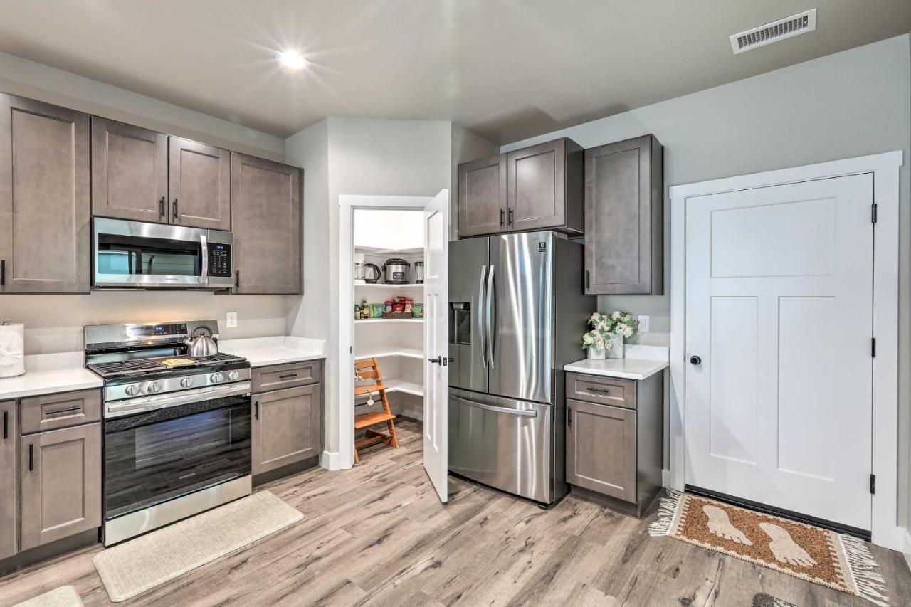 Modern Flagstaff Home, 4 Mi To Downtown! Екстер'єр фото